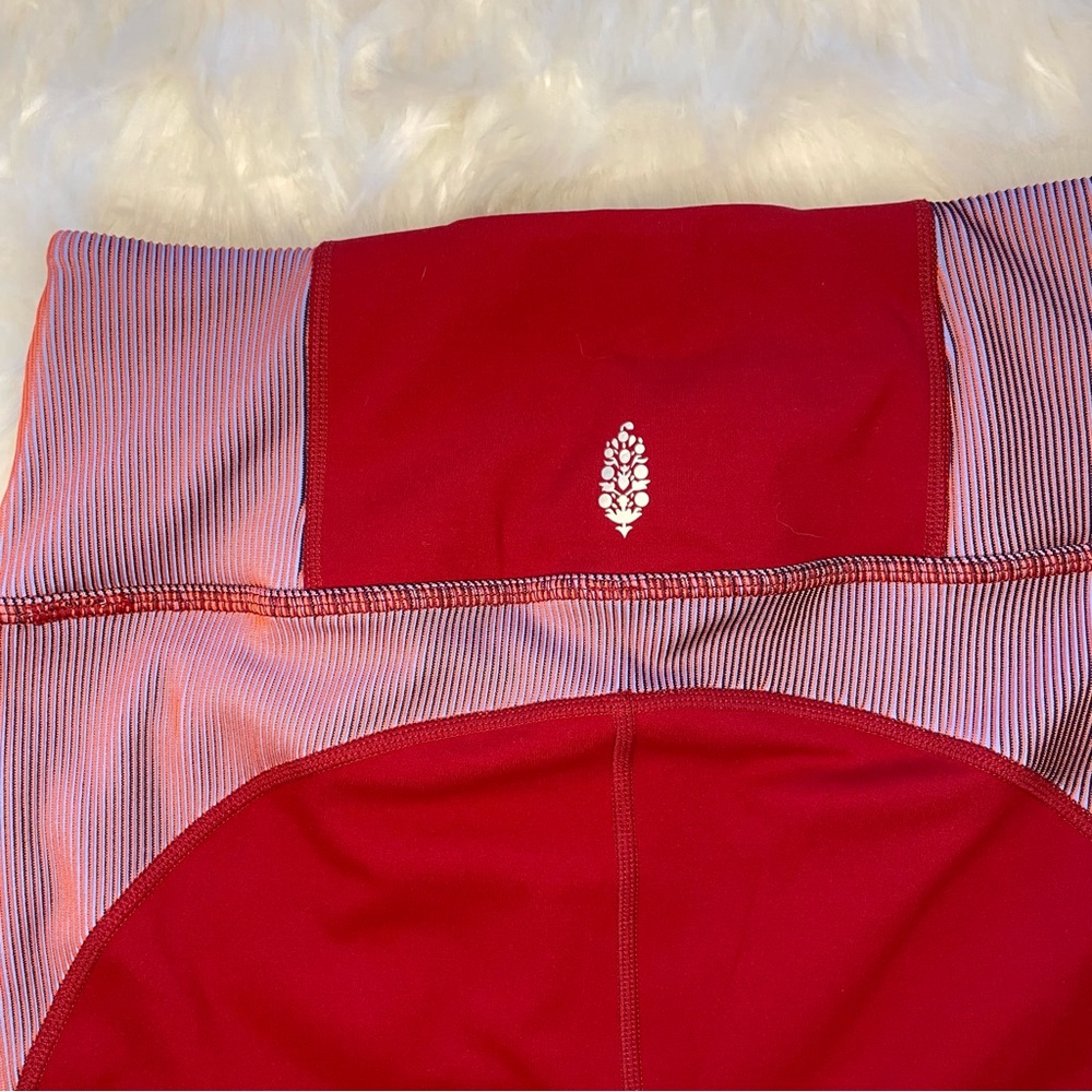 NWOT Free People Movement Hardio Cardio Leggings in Red Grape Size Medium - Picture 4 of 11